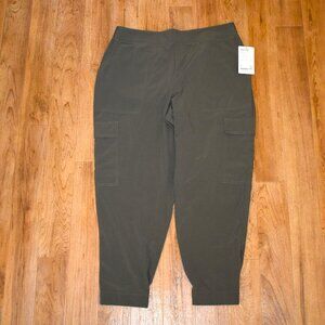 NWT Athleta Brooklyn Heights Cargo Jogger 16 Olive Green